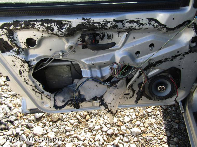 image for item DD3716 2001 Pontiac Grand Prix