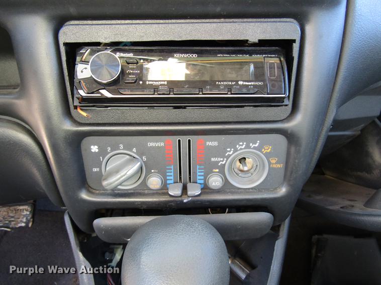 image for item DD3716 2001 Pontiac Grand Prix