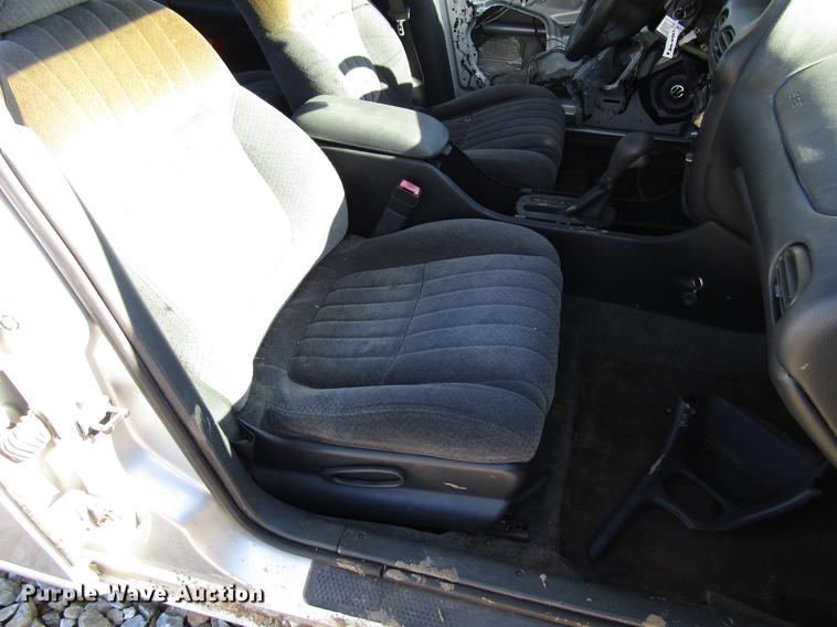 image for item DD3716 2001 Pontiac Grand Prix