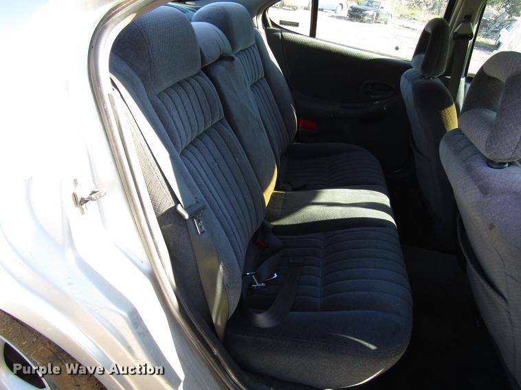 image for item DD3716 2001 Pontiac Grand Prix