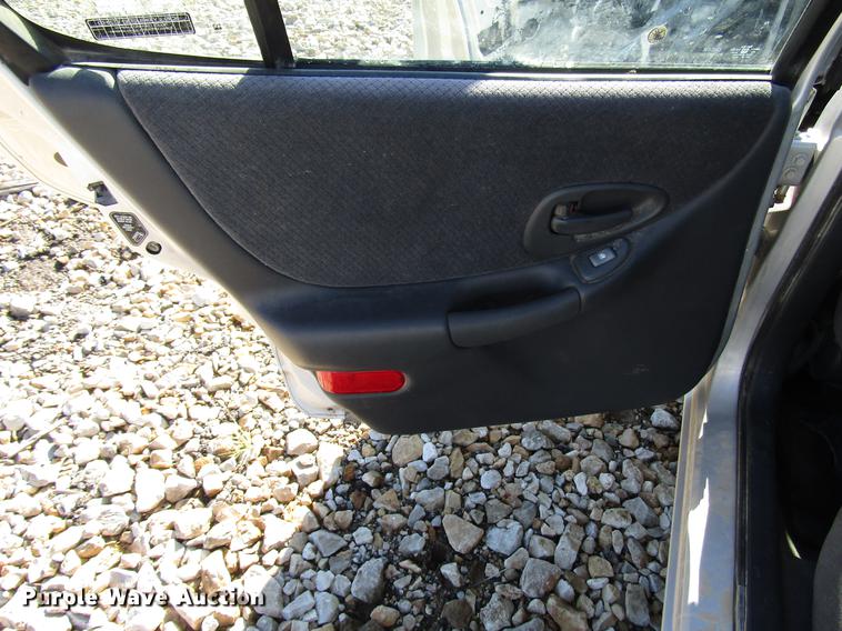 image for item DD3716 2001 Pontiac Grand Prix