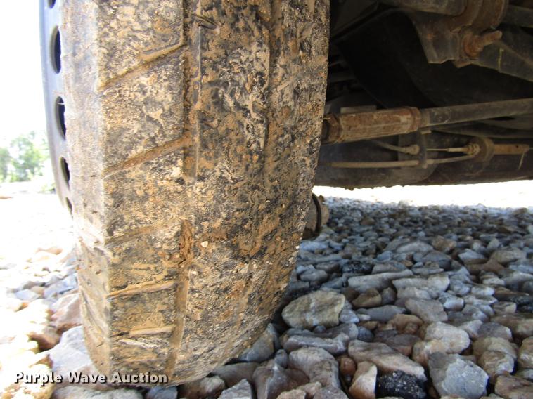 image for item DD3716 2001 Pontiac Grand Prix