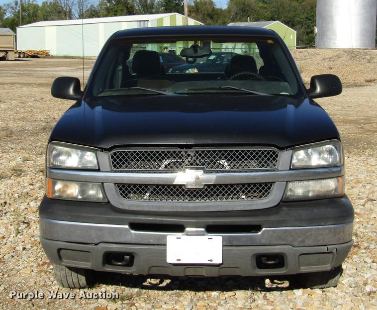 image for item DD3718 2003 Chevrolet Silverado 1500 Ext. Cab pickup truck