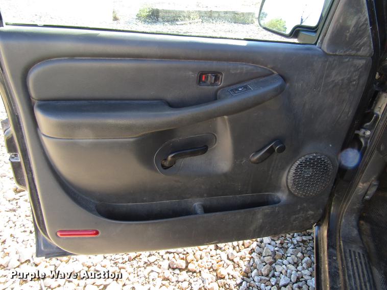 image for item DD3718 2003 Chevrolet Silverado 1500 Ext. Cab pickup truck