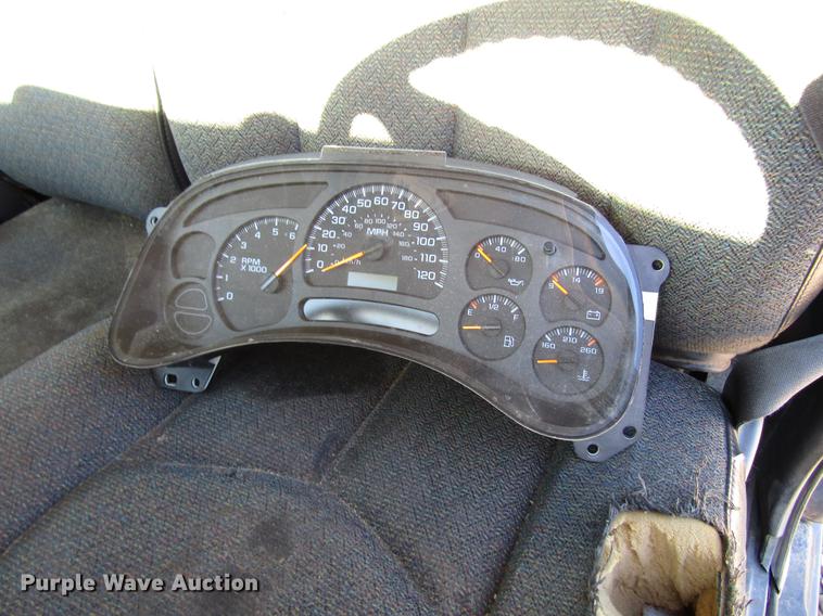 image for item DD3718 2003 Chevrolet Silverado 1500 Ext. Cab pickup truck