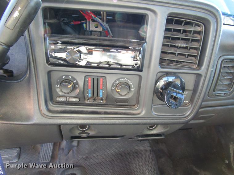 image for item DD3718 2003 Chevrolet Silverado 1500 Ext. Cab pickup truck