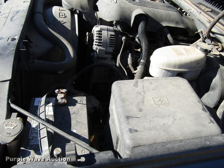 image for item DD3718 2003 Chevrolet Silverado 1500 Ext. Cab pickup truck