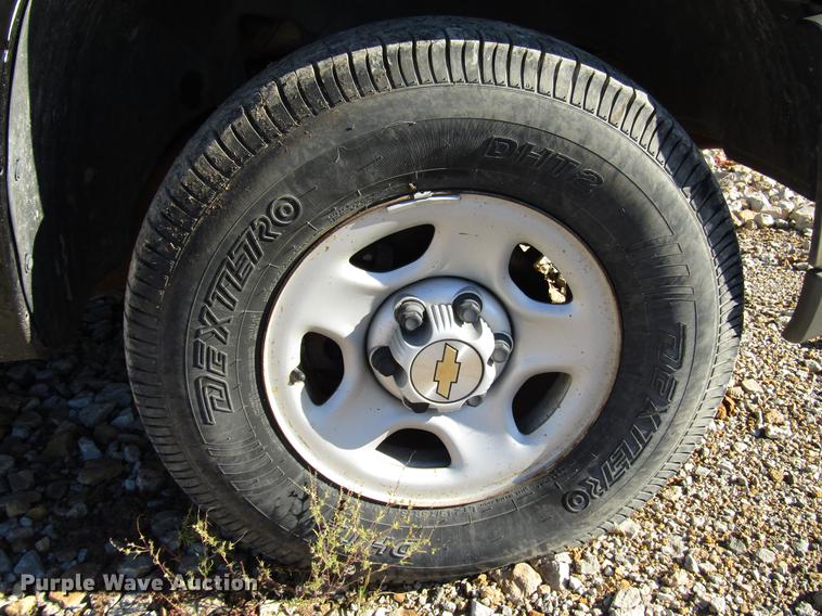 image for item DD3718 2003 Chevrolet Silverado 1500 Ext. Cab pickup truck