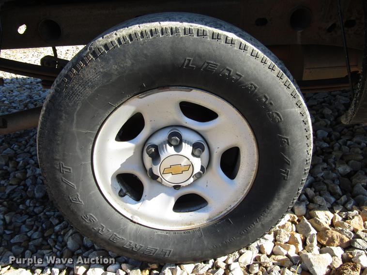 image for item DD3718 2003 Chevrolet Silverado 1500 Ext. Cab pickup truck