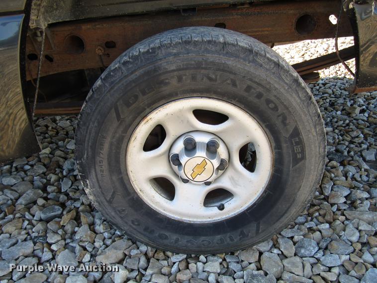 image for item DD3718 2003 Chevrolet Silverado 1500 Ext. Cab pickup truck