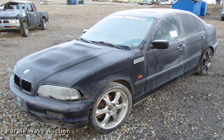 image for item DD3721 2000 BMW 323i