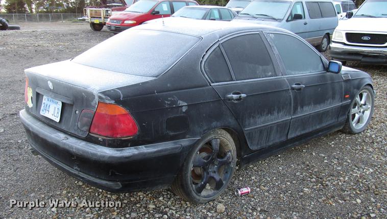 image for item DD3721 2000 BMW 323i