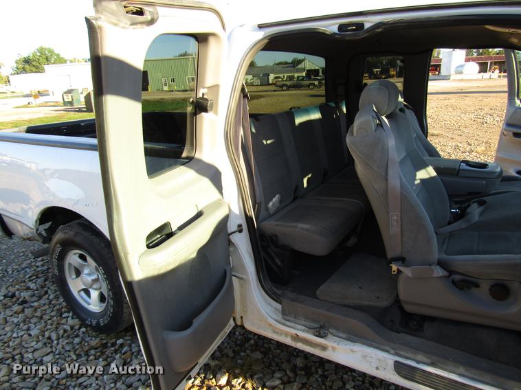 image for item DD3723 2002 Ford F150 SuperCab pickup truck