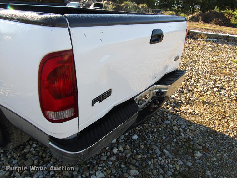 image for item DD3723 2002 Ford F150 SuperCab pickup truck
