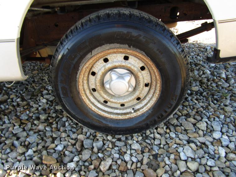 image for item DD3723 2002 Ford F150 SuperCab pickup truck