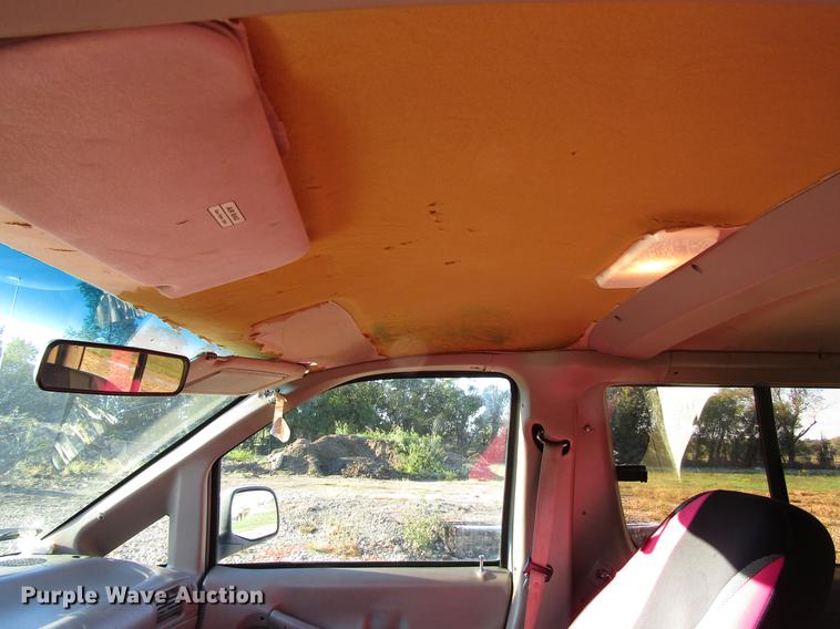 image for item DD3724 1995 Ford Aerostar van