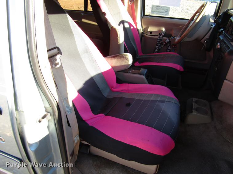 image for item DD3724 1995 Ford Aerostar van