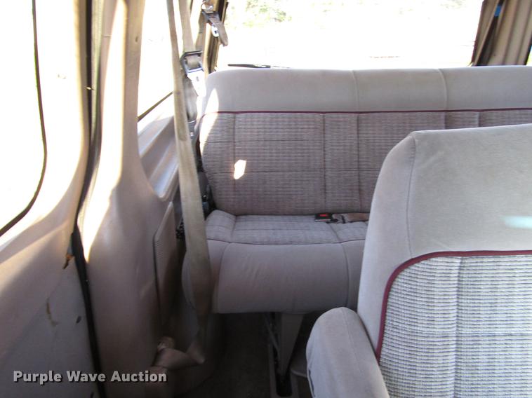 image for item DD3724 1995 Ford Aerostar van