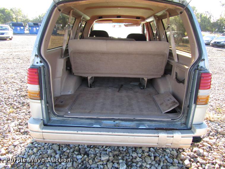 image for item DD3724 1995 Ford Aerostar van
