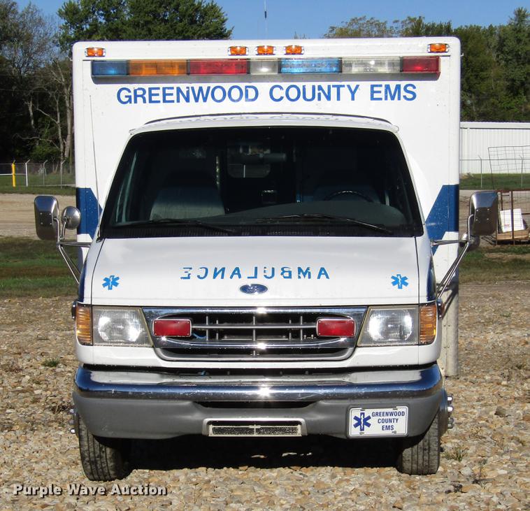 image for item DD3726 1997 Ford Econoline E450 ambulance