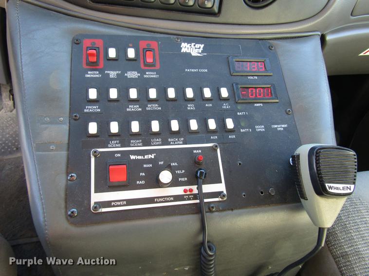 image for item DD3726 1997 Ford Econoline E450 ambulance