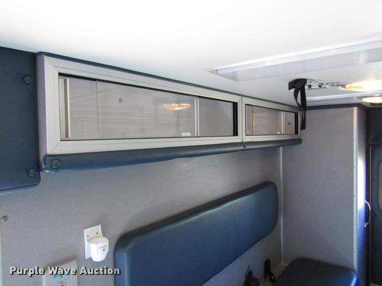 image for item DD3726 1997 Ford Econoline E450 ambulance