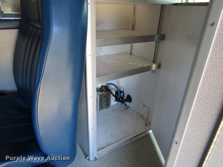 image for item DD3726 1997 Ford Econoline E450 ambulance