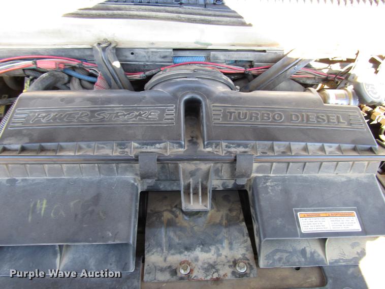 image for item DD3726 1997 Ford Econoline E450 ambulance