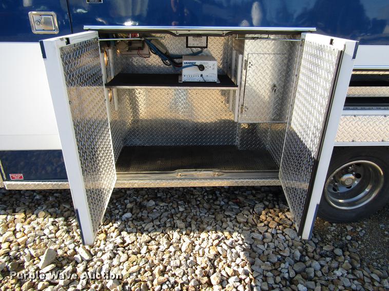 image for item DD3726 1997 Ford Econoline E450 ambulance