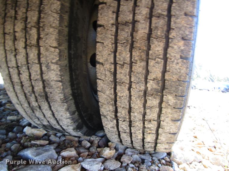 image for item DD3726 1997 Ford Econoline E450 ambulance