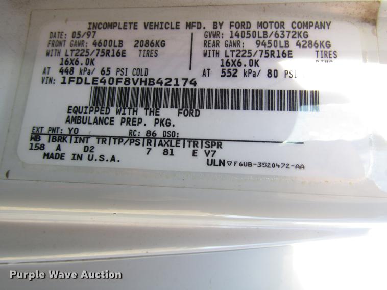 image for item DD3726 1997 Ford Econoline E450 ambulance