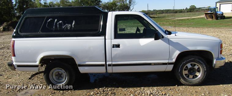 image for item DD3727 1996 Chevrolet 1500 pickup truck