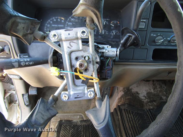 image for item DD3727 1996 Chevrolet 1500 pickup truck