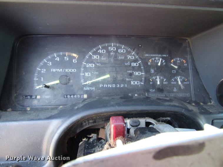 image for item DD3727 1996 Chevrolet 1500 pickup truck