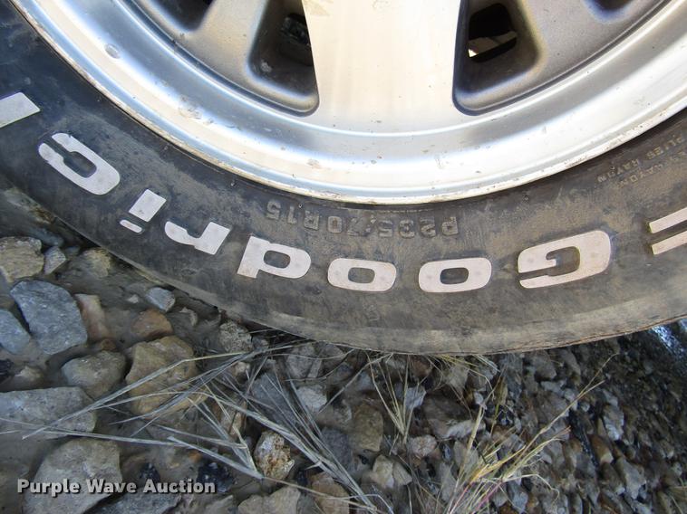 image for item DD3727 1996 Chevrolet 1500 pickup truck