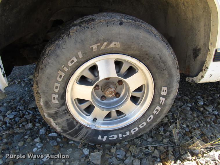 image for item DD3727 1996 Chevrolet 1500 pickup truck