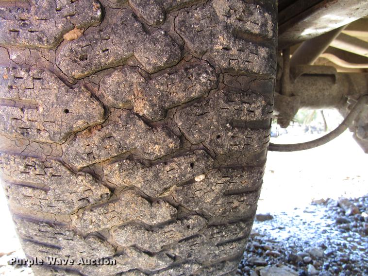 image for item DD3727 1996 Chevrolet 1500 pickup truck