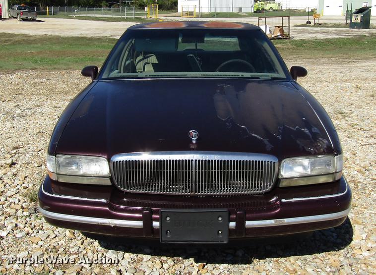 image for item DD3728 1995 Buick Park Avenue