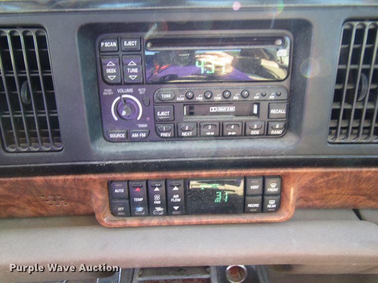 image for item DD3728 1995 Buick Park Avenue