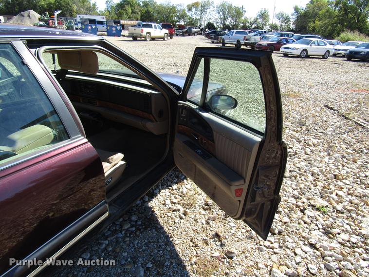 image for item DD3728 1995 Buick Park Avenue