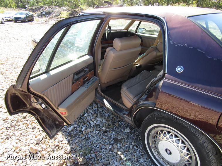 image for item DD3728 1995 Buick Park Avenue
