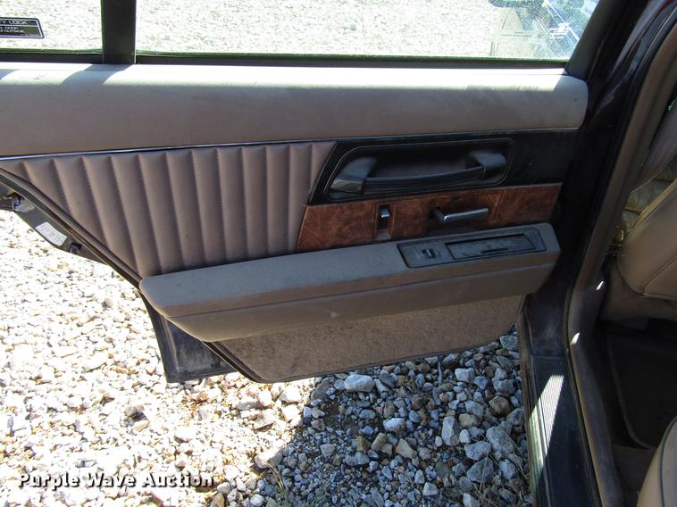 image for item DD3728 1995 Buick Park Avenue