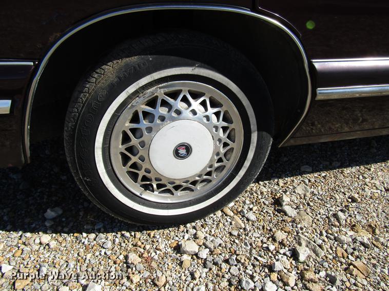 image for item DD3728 1995 Buick Park Avenue