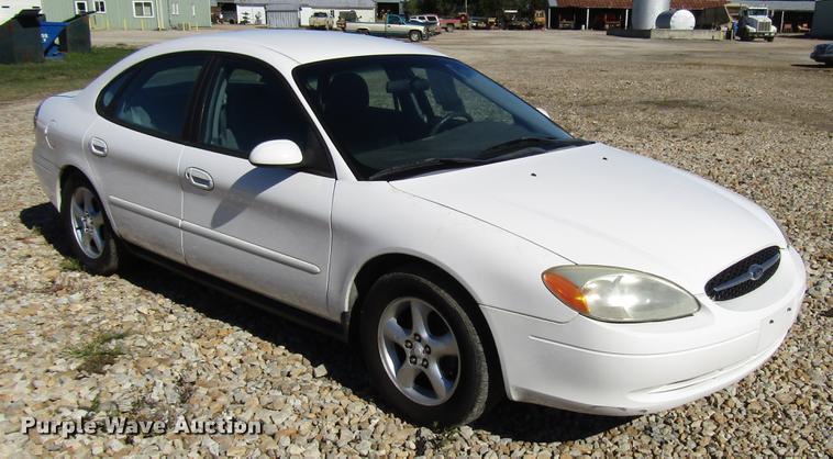image for item DD3729 2000 Ford Taurus SE