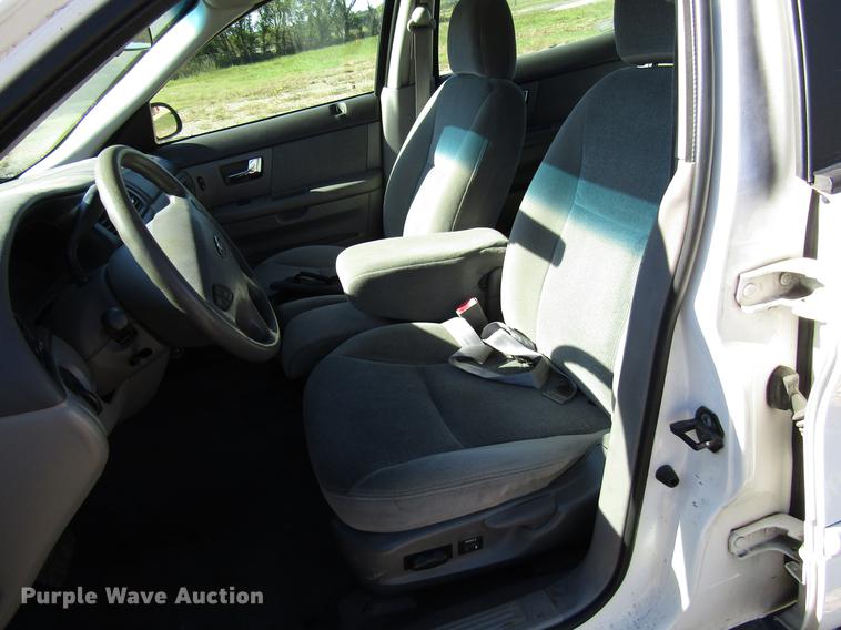 image for item DD3729 2000 Ford Taurus SE