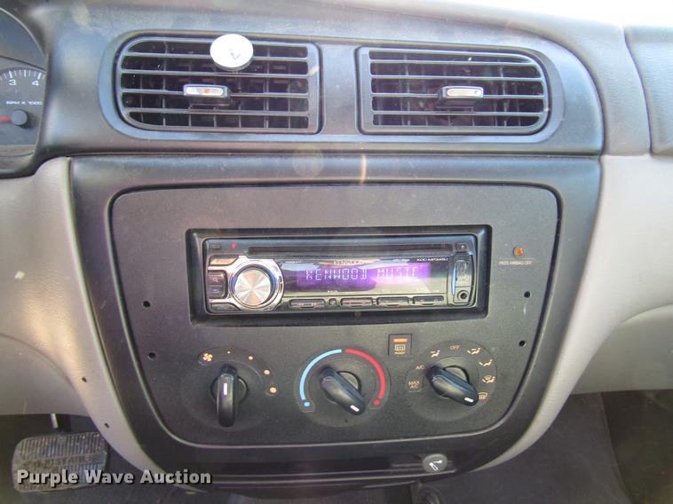 image for item DD3729 2000 Ford Taurus SE