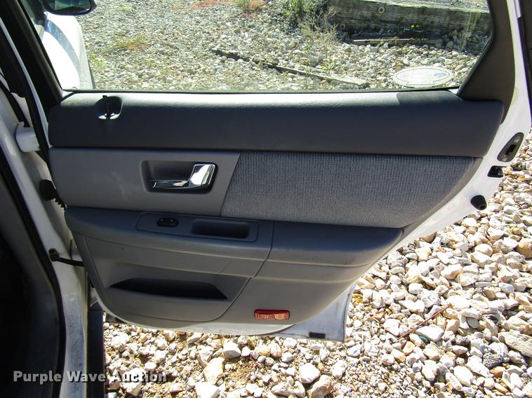 image for item DD3729 2000 Ford Taurus SE