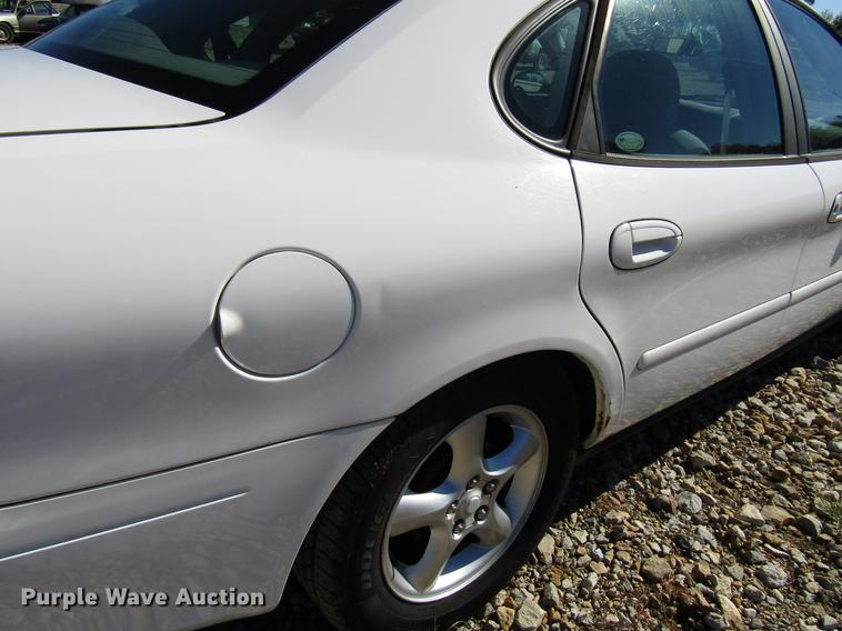 image for item DD3729 2000 Ford Taurus SE