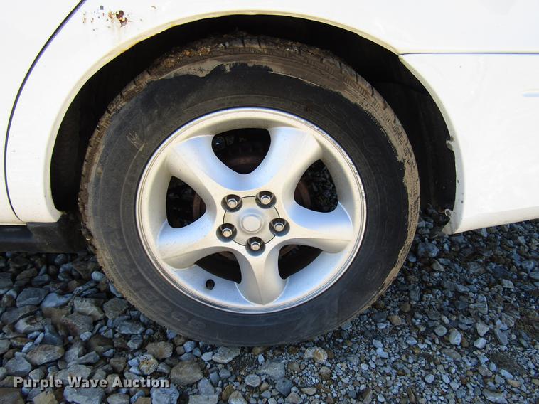 image for item DD3729 2000 Ford Taurus SE