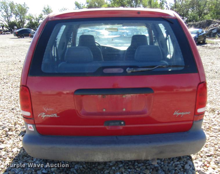 image for item DD3730 1999 Plymouth Voyager van